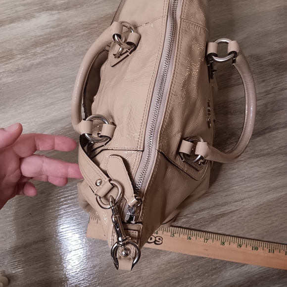 COACH project patent Leather cream Ashley F15455, 2011 millennial purse - Picture 13 of 16